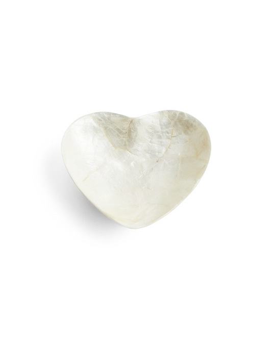 ByBazz | Schaaltje van wit capiz in de vorm van een hartje | Conceptstore Sisalla